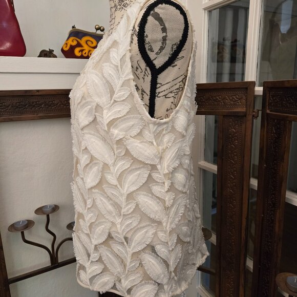 Ann Taylor Factory 3D Leaf Sleeveless Blouse, Sz M - Picture 3 of 9